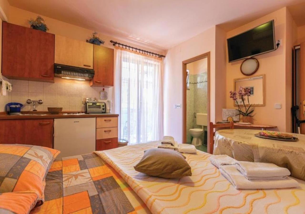 Adria Vrsar Apartment Ngoại thất bức ảnh